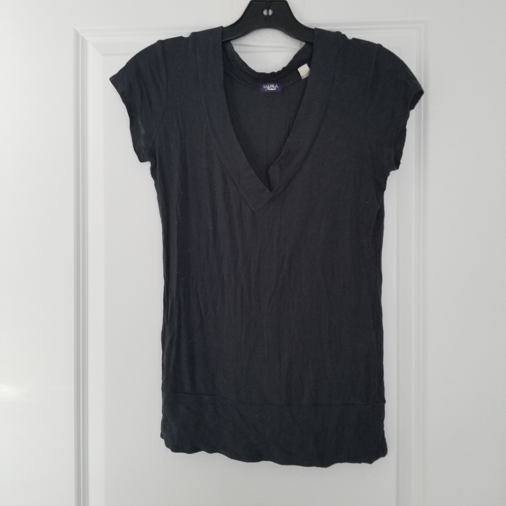 #17- Talula/Aritzia T-shirt size M